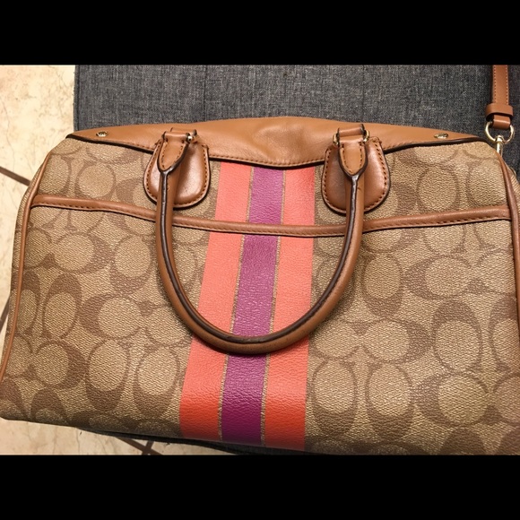 Shoulder bag with make up bag - Picture 6 of 6